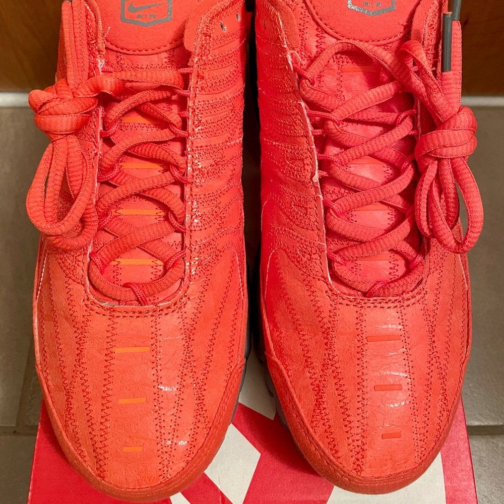 Air Max Plus Decon - Picture 2 of 11
